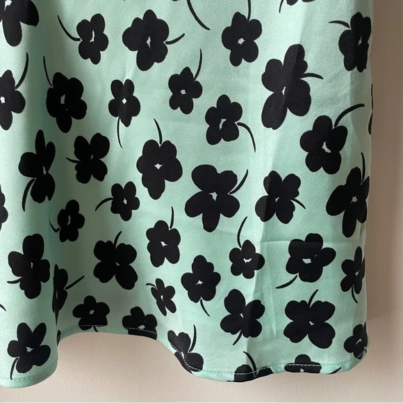 NWT Cotton On mint green / aqua daisy print Santorini mini skirt small - Picture 7 of 7